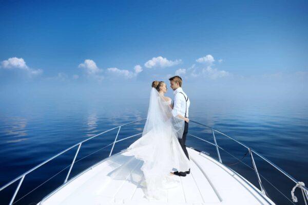 Wedding party boat hire